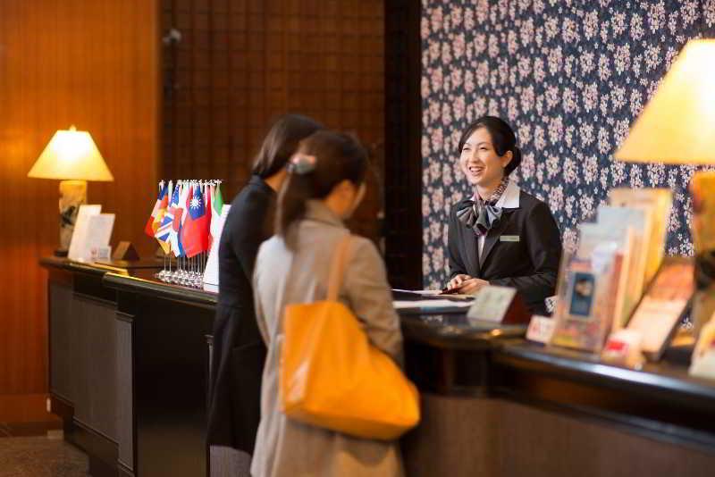Guide Hotel Hsinchu Zhongyang Exterior photo